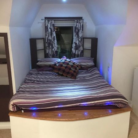 Top Floor In Beautiful Home Weymouth Exterior foto
